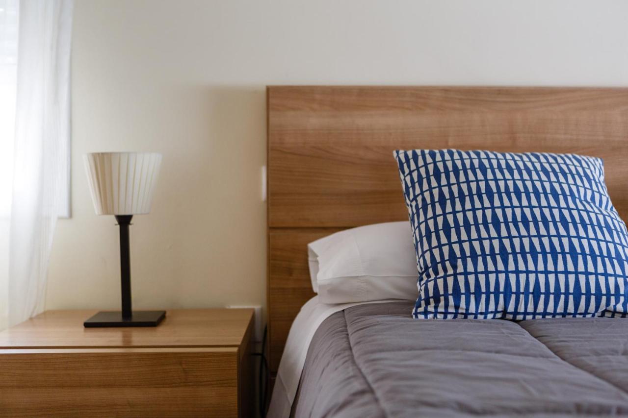 Apartamento Playa Cadiz By Isa Hoteles מראה חיצוני תמונה