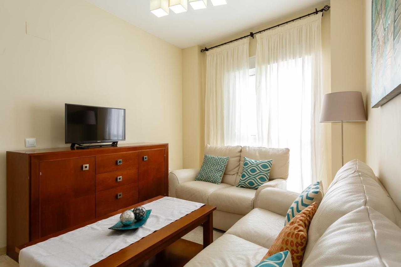 Apartamento Playa Cadiz By Isa Hoteles מראה חיצוני תמונה